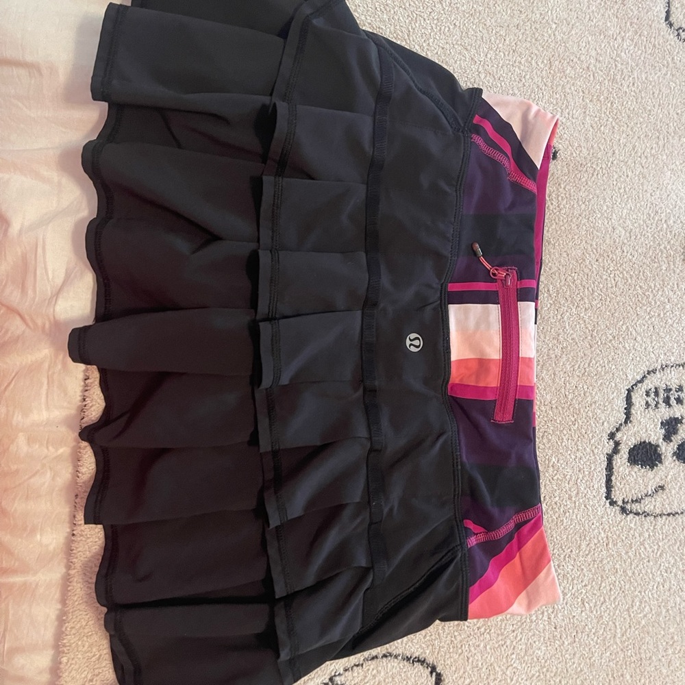 Lululemon ruffled tennis skirt